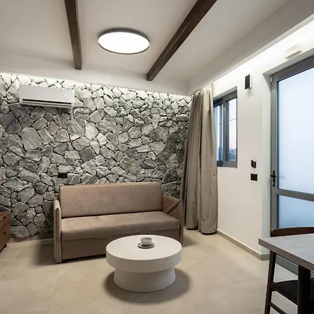 Arch Luxury דירה